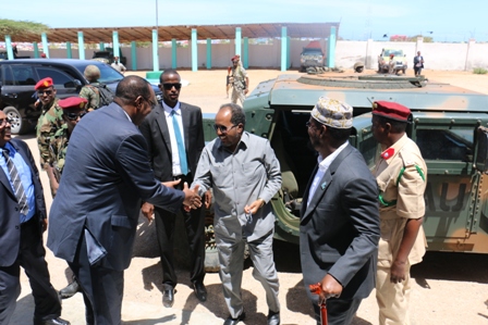 Faah Faahin:- Safarka Madaxweyne Xasan Sheekh Uu Ku Tagay Magaalada Kismaayo (Sawirro)