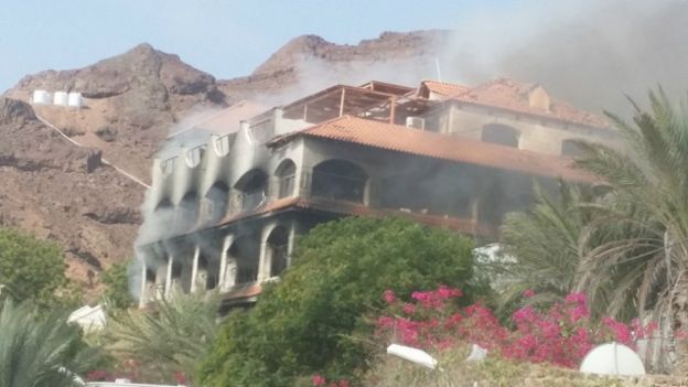 Yemen: Saawaariiq ay Ciidan Ku Dhinteen oo ku Dhacay Xarunta Xukuumadda