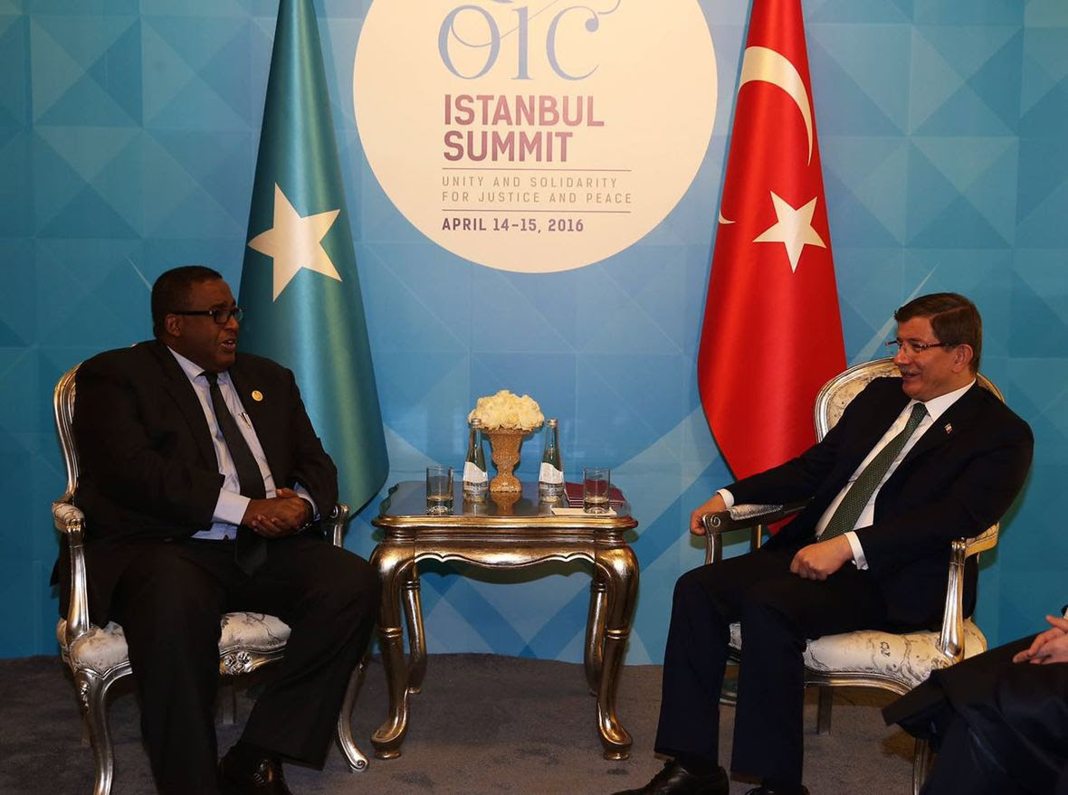 Ra’iisul Wasaare Cumar Oo Magaalada Istanbul Kula Kulmay Madaxda Dalalka Islaamka