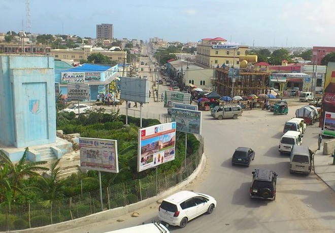 Ganacsatada Muqdisho Qaarkood Oo Cabasho Ka Ah Maamulka Gobolka Banaadir.