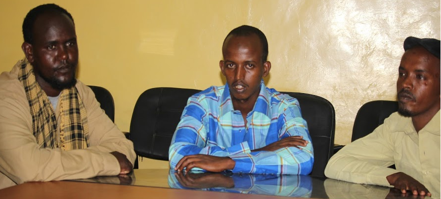 Maamulka Puntland Oo Soo Bandhigay Rag Ay Sheegeen Inay Kasoo Baxsadeen Al-shabaab