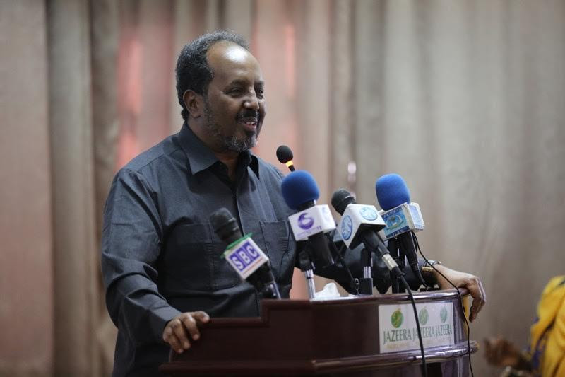 Madaxweyne Xasan “Haweenka Waxay Door Weyn Ku Leeyihiin Dalka, Mana Jirto Cid Xaqiri Karta Xuquuqdooda”