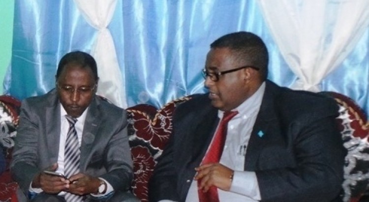 Ra’iisul Wasaare Cumar Iyo Madaxweynaha Galmudug Oo Hadda Gaaray Hoolka Shirka