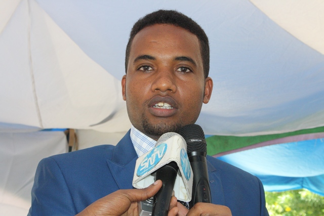 Ilaalada Wasiirka Sportiga Oo Labo Qof Ku Dhaawacay Jowhar Iyo Doorashadii Oo Dib Loo Dhigay
