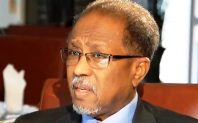 Dhageyso: Cali Khaliif Oo Reer Khaatumo Kala Hadlay Dagaallada Soo Noqnoqday