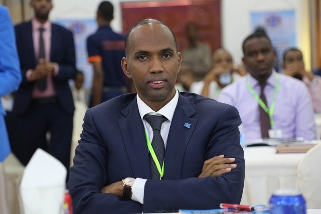 Shir Looga Tashanayo Howlaha Xukuumadda Oo Ka Furmay Muqdisho (Sawirro)