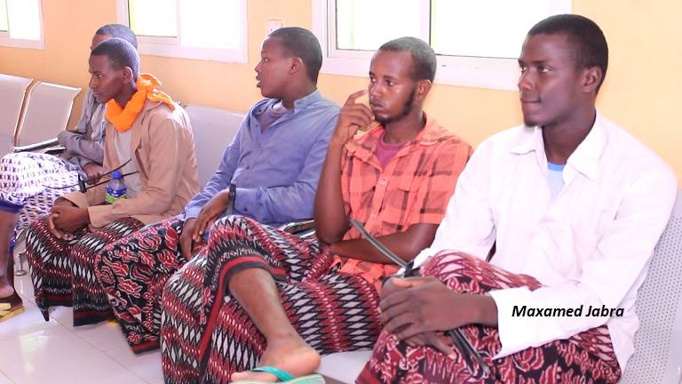 Maxkamadda Ciidamada Puntland Oo 5 Ruux Ku Riddey Xukun Dil Ah