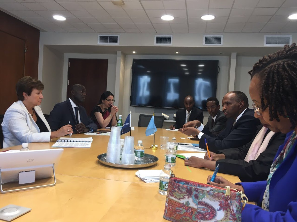 Ra’iisul Wasaare Kheyre oo Washington kula kulmay Madax ka tirsan Bangiga Adduunka