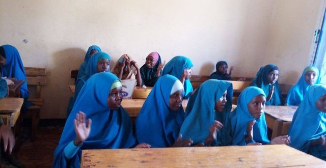 Maalinta Caruurta Adduunka Oo Laga Xusay Muqdisho