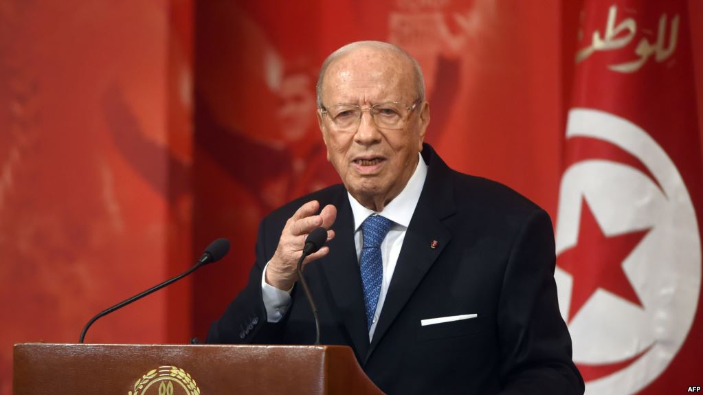 Madaxweynaha Tunisia: Dastuurka Waxaa Saldhig u ah Diinta waa Khalad, Dhaxalka Waa In Loo Simmaa Rag iyo Dumar