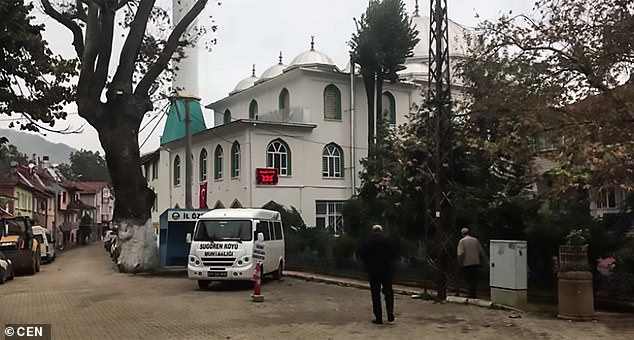 Turkiga: Imaam Masaajid oo Daahrogay in 37 sano Loo Tukanayey Jiho Khaldan!