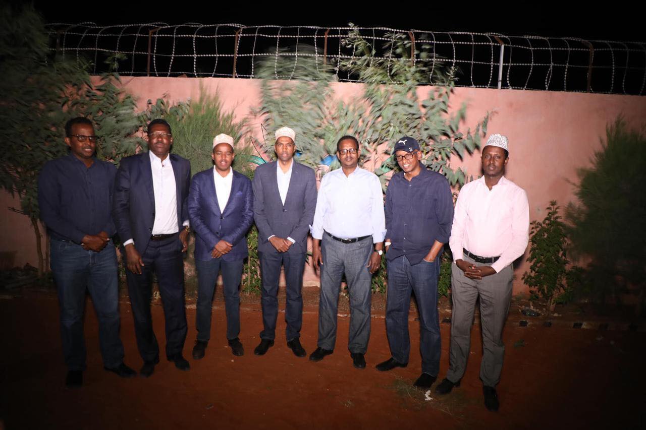 Maxay Ka Wada Hadleen Xildhibaannada Galmudug Ku Matala Federaalka iyo Kheyre?