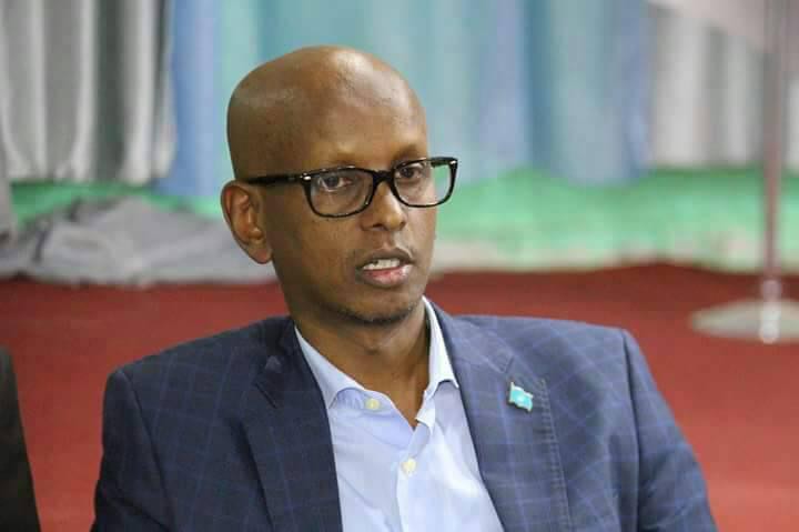 Xildhibaan Saabir Oo Deeq Gaarsiiyay Naafada Cadaado