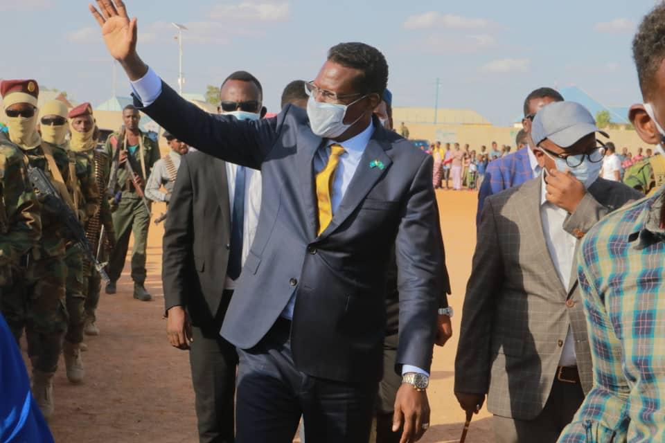 Madaxweynaha Galmudug iyo Wafdi uu Hogaaminayo oo Gaaray Gaalkacyo