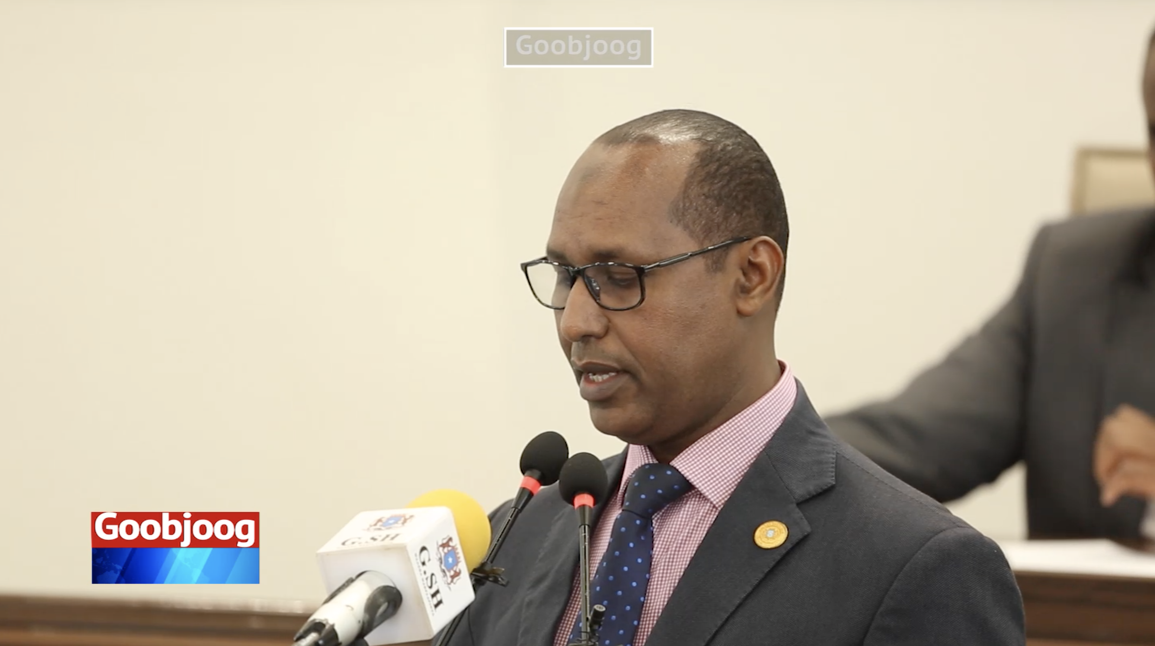 Muqaal:-Xildhibaan Ibraahim Isaaq Yarow Oo Golaha Shacabka Faah Faahin Ka Siiyay Xeerka Gaarka Ah Ee Habraaca Kuraasta Somaliland
