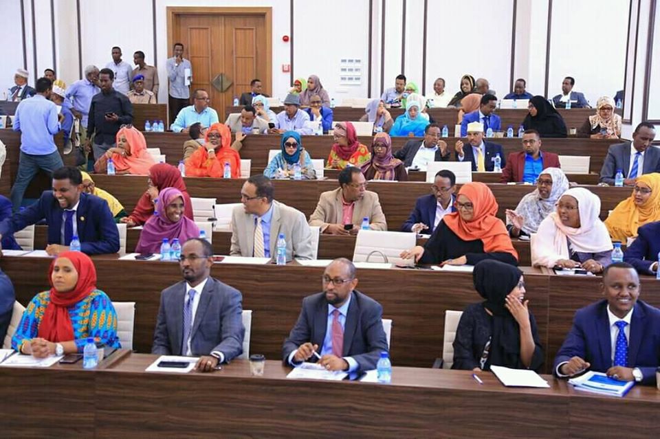 Akhriso: Maxaa Looga Hadlayaa Kulanka Golaha Shacab?