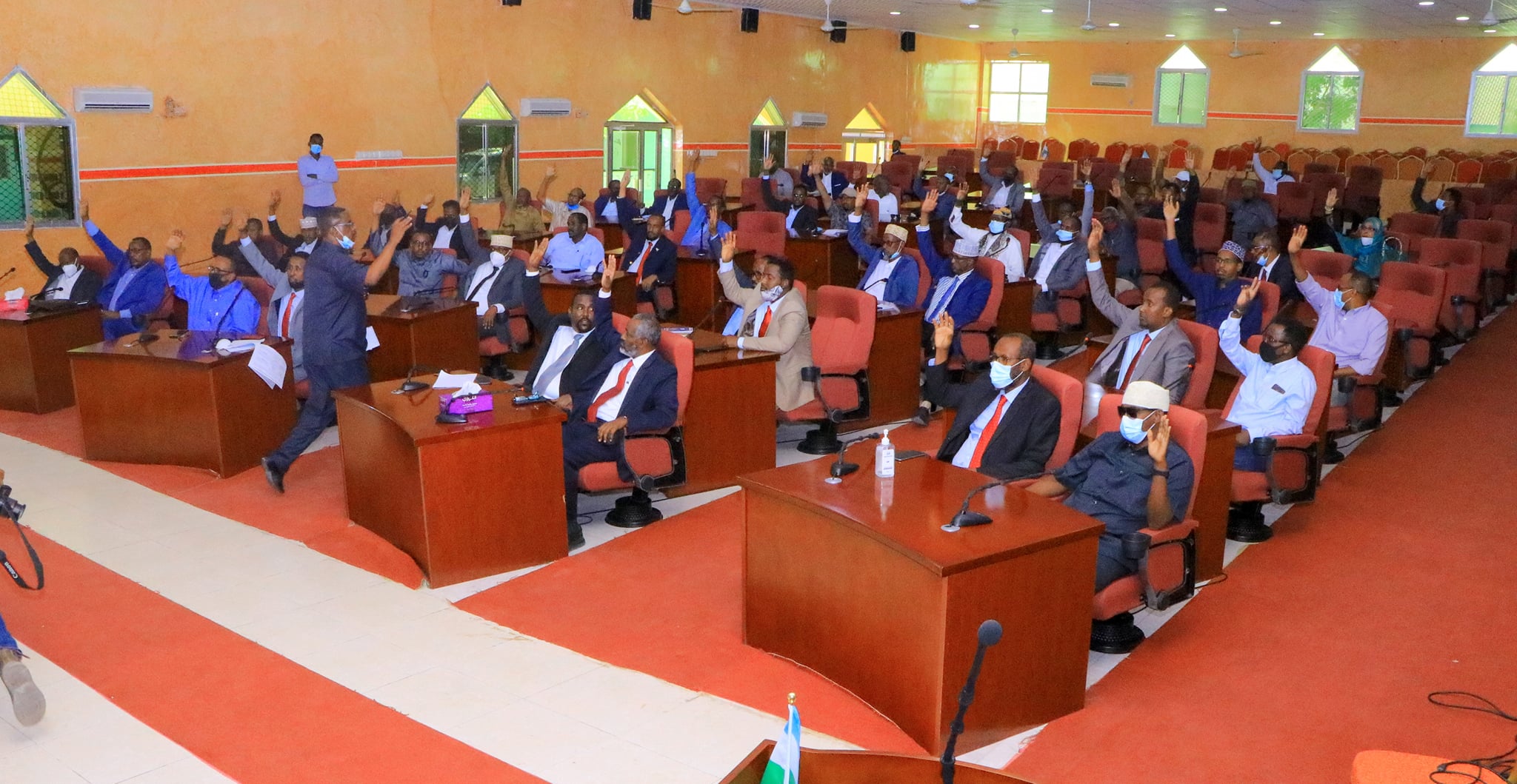 Baarlamaanka Puntland Oo Ka Horyimid Mudda Kordhinta Farmaajo Loo Sameeyay