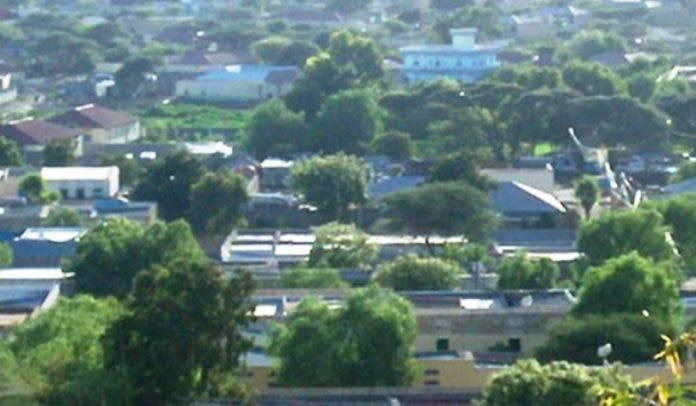 Labo Qof oo ku Dhaawacmay Qarax ka Dhacay Magaalada Jowhar