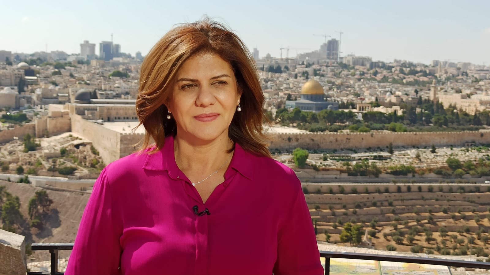 Saxafiyaddii Caanka aheyd Ee Shiireen Abu-Aqla Oo ay Toogteen Ciidamada Israel