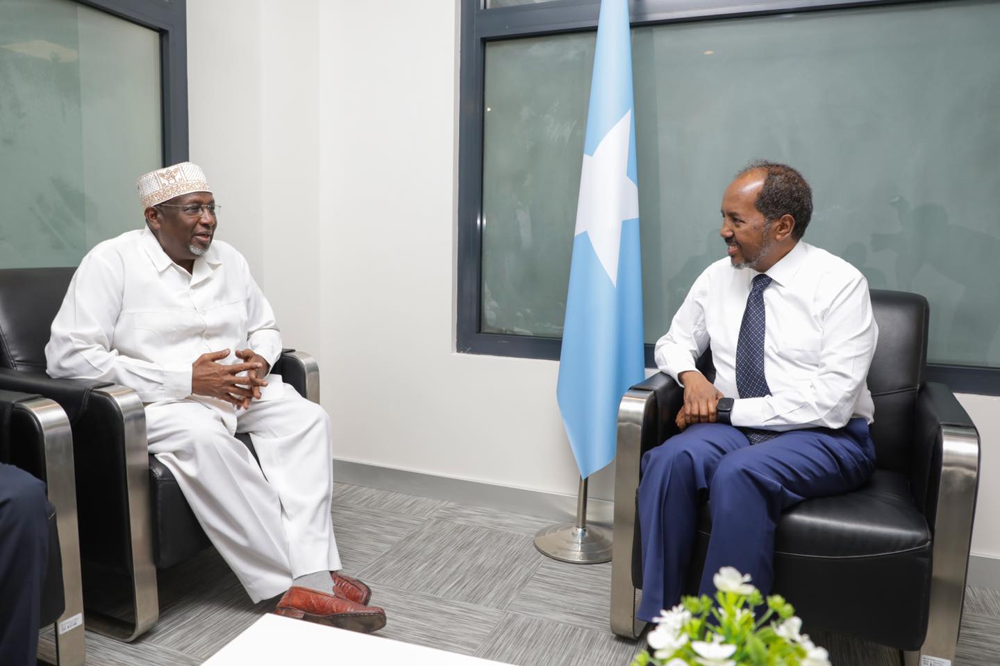 Madaxweyne Xasan iyo Aadan Madoobe Oo Kulan Yeeshay