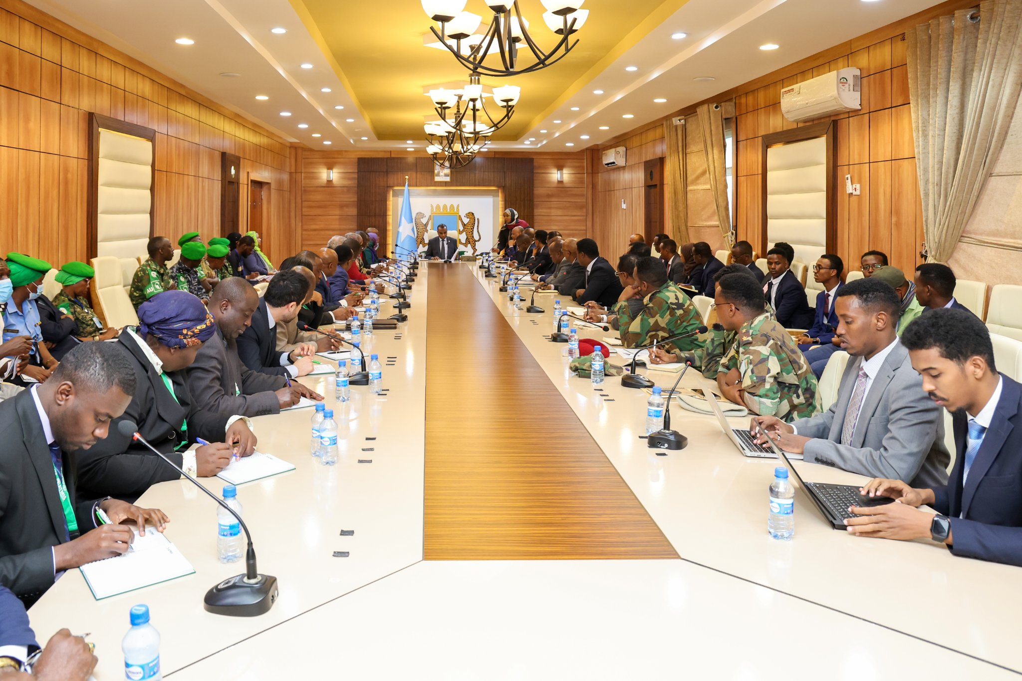 Ra’iisulwaasare Xamse oo Guddoomiyay kulanka Iskaashiga Soomaaliya iyo Golaha Ammaanka iyo Nabadda Midowga Afrika