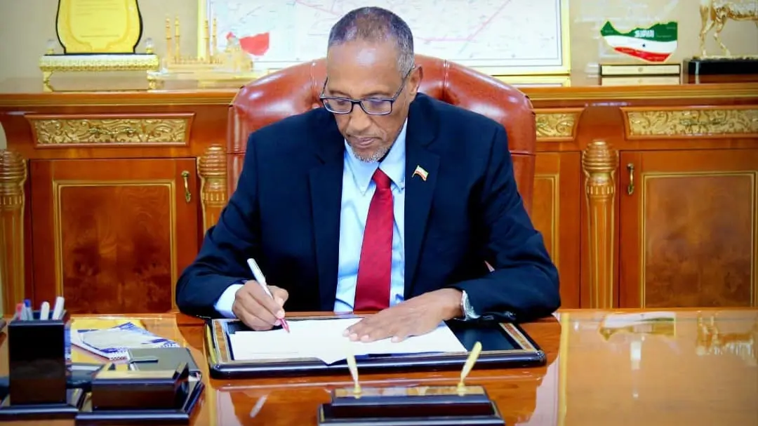 Madaxweynaha Somaliland oo Guddi U Magacaabay Khasaaraha Ka Dhashay Mudaharaadyada