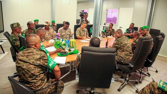 Howlgalka Midowga Afrika ee Soomaaliya oo Ka Walaacsan Maalgalin La’aan