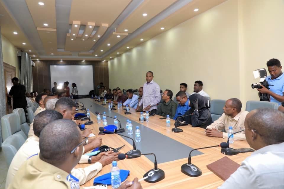 Shir Looga Hadlay Amniga Caasimadda oo Ka Dhacay Muqdisho