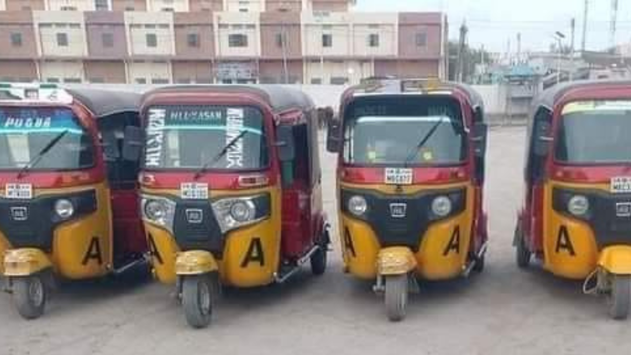Muqdisho oo Laga Dareemayo Dhaqangalka Go’aankii Midabeynta Bajaajyada