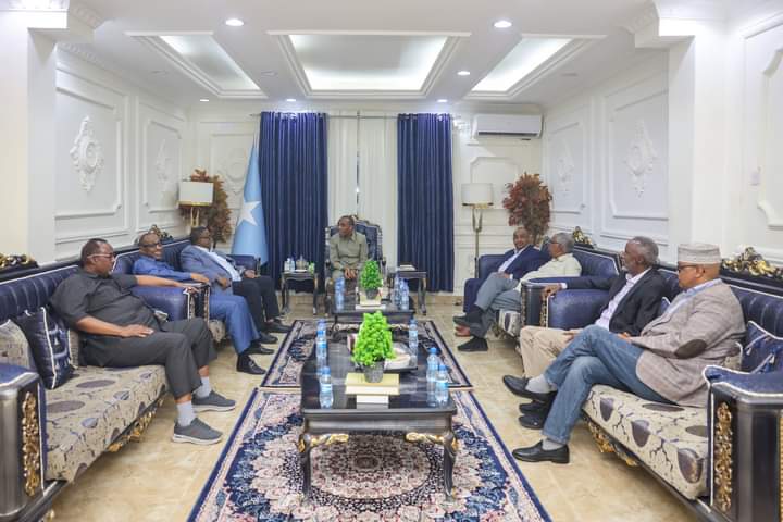 Ra’iisulwasaare Xamse oo Kulan La Qaatay Ra’iislwasaareyaal hore