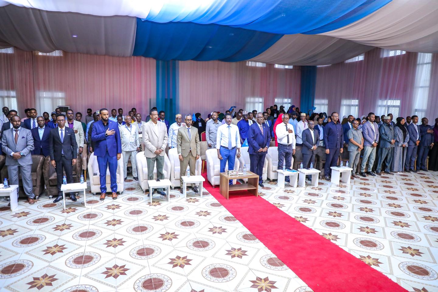 Shir Looga Hadlayo Dib-u- Xoreynta Galmudug oo Ka Furmay Dhuusamareeb
